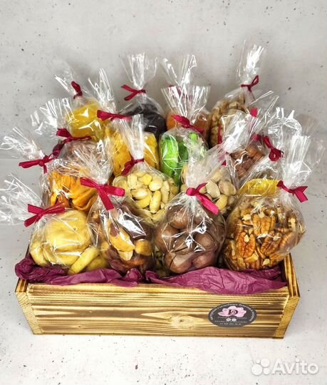 Съедобные букеты из сухофруктов