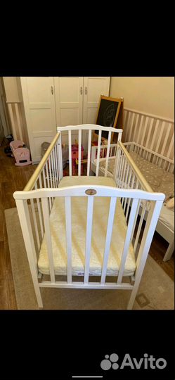 Кроватка детская