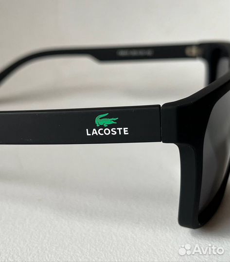 Солнцезащитные очки lacoste