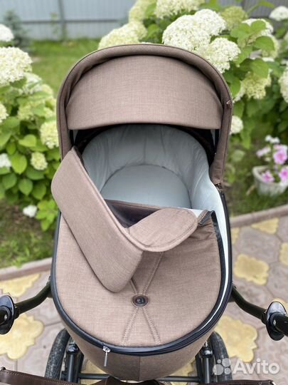 Коляска 2 в 1 Roan Bass Next Classic