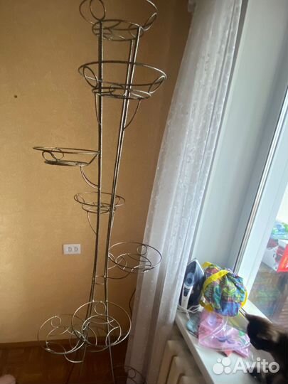 Подставка для цветов напольная