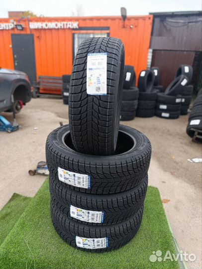 Triangle PL01 215/55 R18 99R