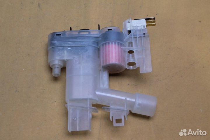 Датчик уровня в сборе Bosch 493409 бу. 8276