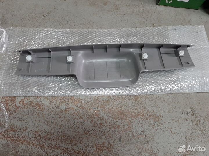 Обшивка багажника новая Mitsubishi Pajero Sport