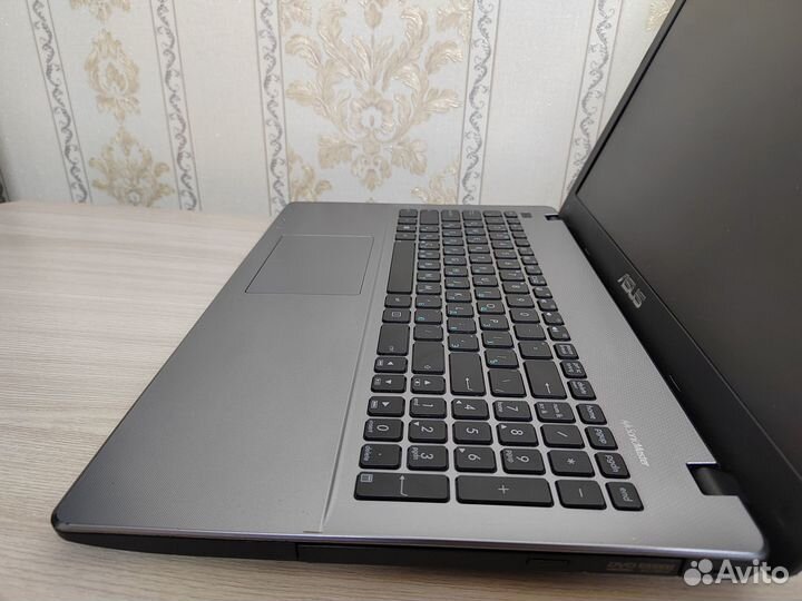 Ноутбук Asus 15.6/ I5 2.7gHz/ ssd/ 8gb