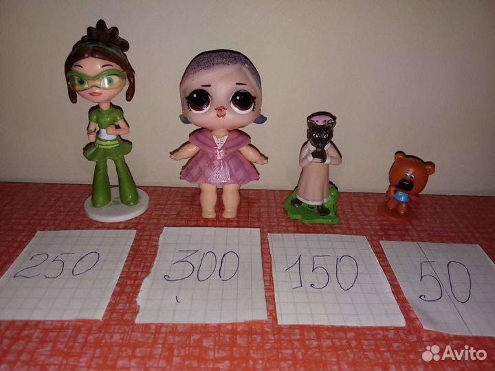 Статуэтки, фигурки, коллекции