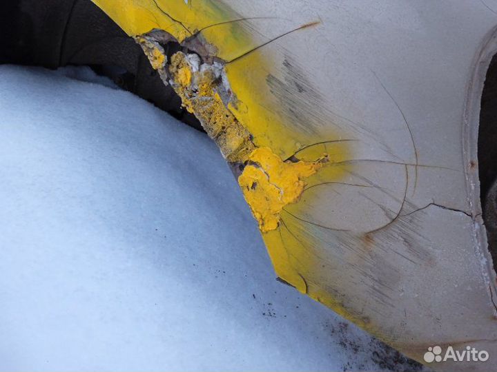 Б/У Б/У произведён ремонт, коррозии, четверть
