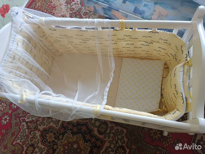 Детская кроватка