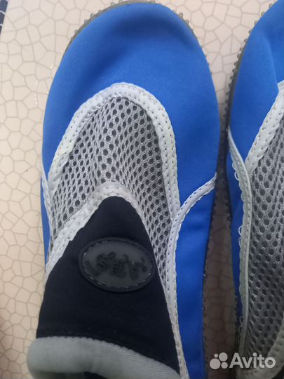 Коралки (тапочки для моря)