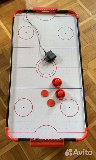 Настольный аэрохоккей