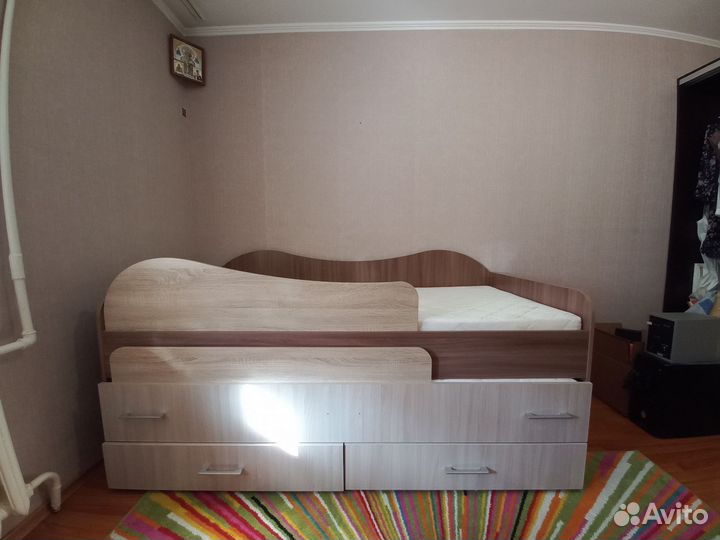 Двухъярусная кровать бу