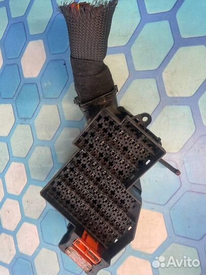 Блок предохранителей 7l0941828A