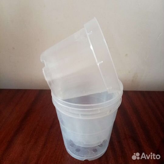 Горшки для цветов пластиковые