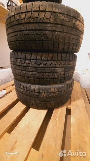 Bridgestone Blizzak Revo2 215/55 R17