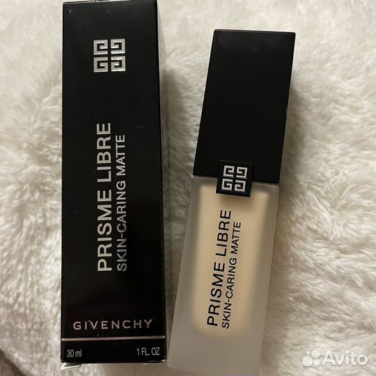 Givenchy prisme libre Тональный крем
