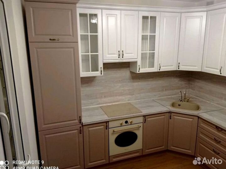 Кухня угловая на заказ.мдф фасады