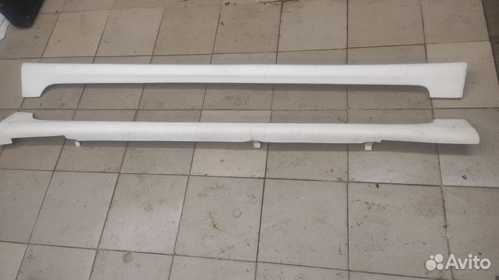 Стеклопластиковые накладки на пороги Шевроле cruze