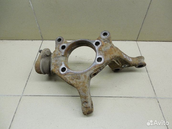 Кулак поворотный передний левый Corolla E15 2006-2