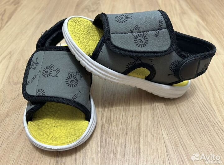 Сандалии детские