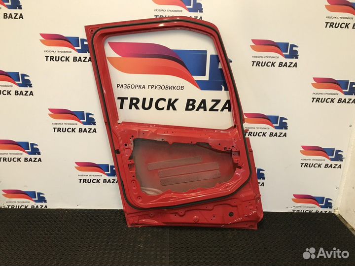 Дверь левая Volvo FH