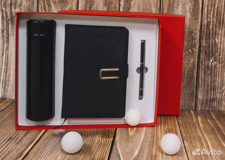 Подарочный набор мужчине на 23 февраля