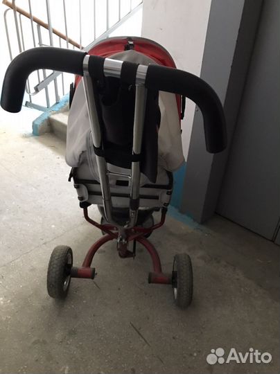 Трехколесный велосипед