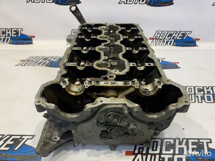 Головка блока левая BMW 750i 11127573937