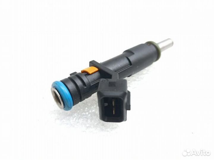 Форсунка топливная Chevrolet Cruze J300 1.8 F18D4