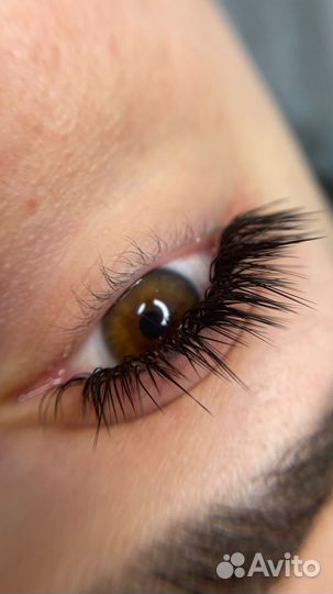 Наращивание ресниц на дому