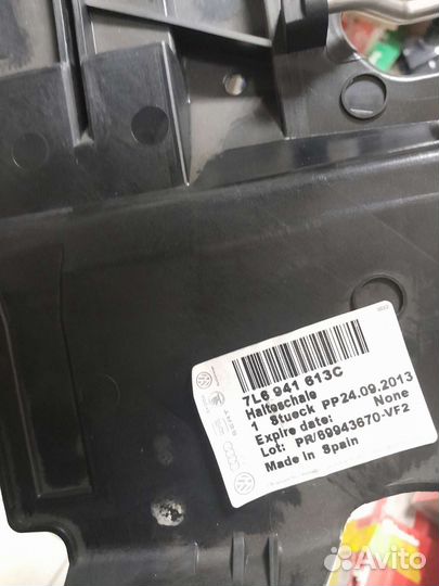 Кронштейн фары передний левый volkswagen touareg