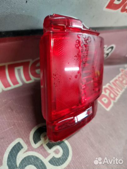 Фонарь задний правый Toyota Land Cruiser