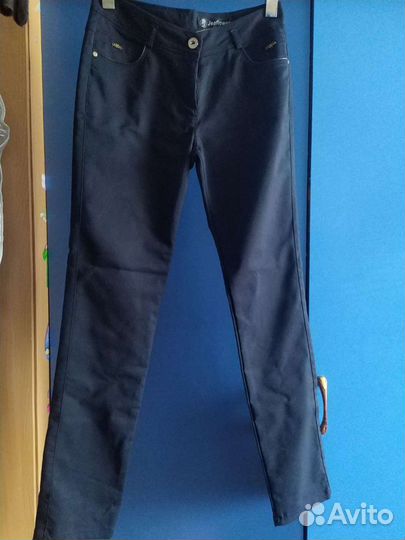 Брюки новые для девочки