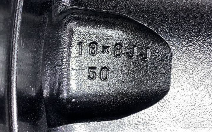 Оригинальные Toyota crown R18 5/114.3 цо. 60.1 мм