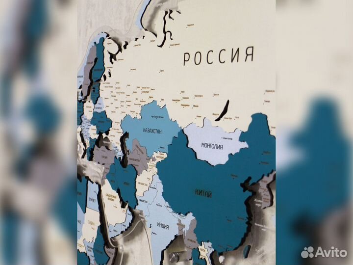 Деревянная карта мира на стену