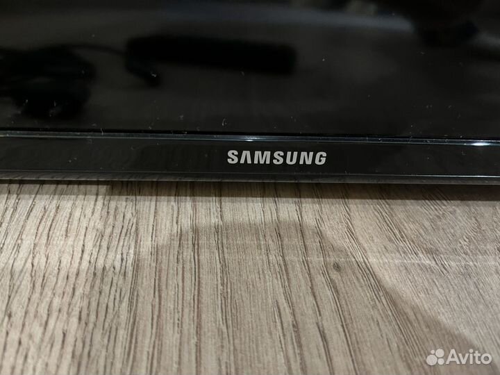 Телевизор Samsung SMART tv 43