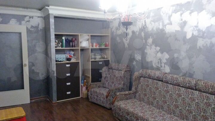 2-к. квартира, 47 м², 5/5 эт.