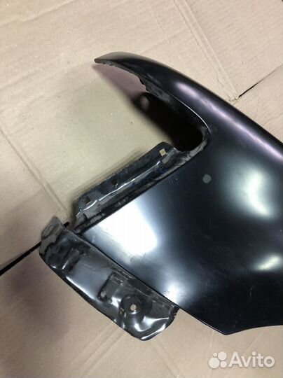 Переднее левое крыло Toyota Hilux 5 1988-2004