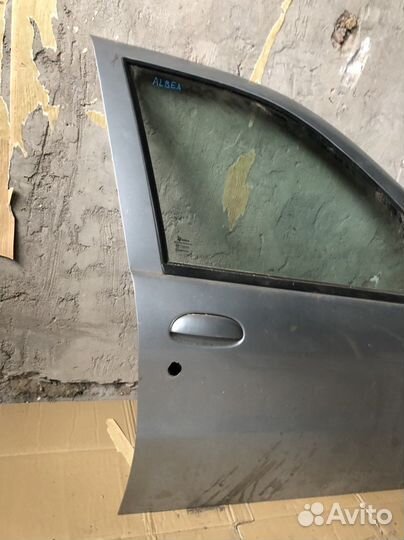 Дверь передняя правая Fiat Albea