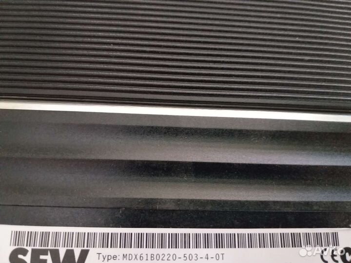 Sew Eurodrive MDX61B0220-503-4-0T/MDX61B0110-5A3