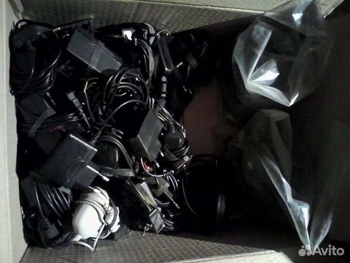 Зарядное устройство к телефону, автомобильному акк