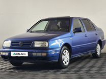 Volkswagen Vento 1.6 MT, 1997, 299 000 км, с пробегом, цена 185 000 руб.