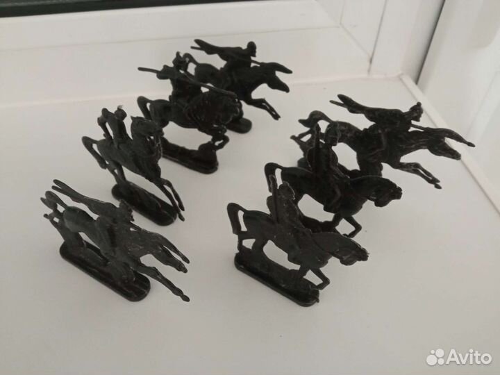 Игрушки СССР солдатики