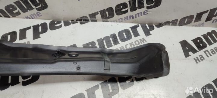 Пыльник крыла правый Audi A7 4G CGW 12.03.2012