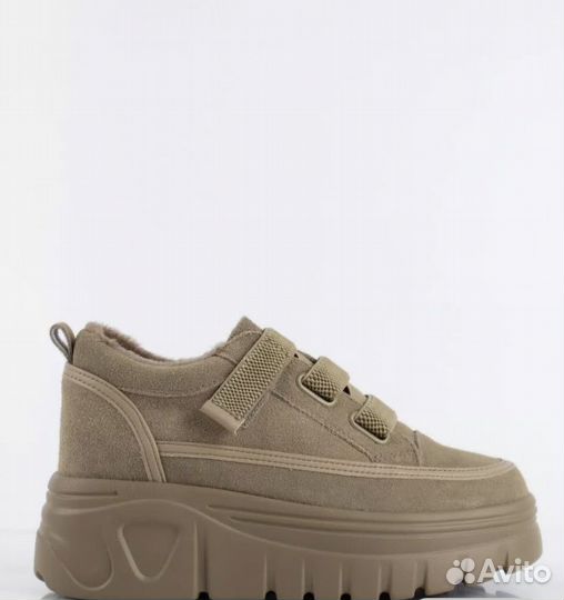 Сникеры женские