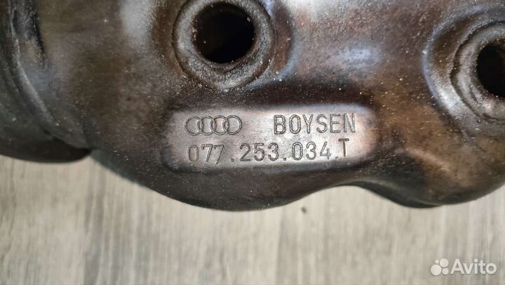 Выпускной коллектор правый Туарег