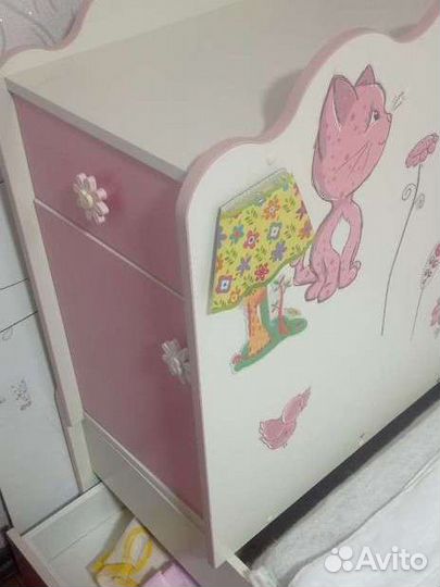 Кровать комплекс с комодом