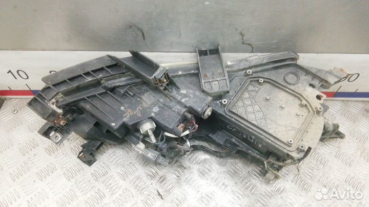 Фара Mazda 6 GH (2007-2012)