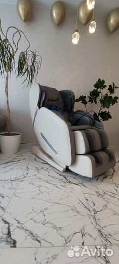 Массажное кресло Rovos 652L
