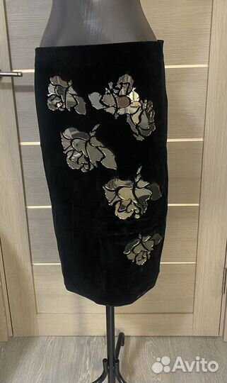 Бархатная юбка с арнаментом