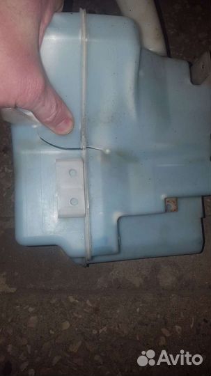 Бачок омывателя Subaru